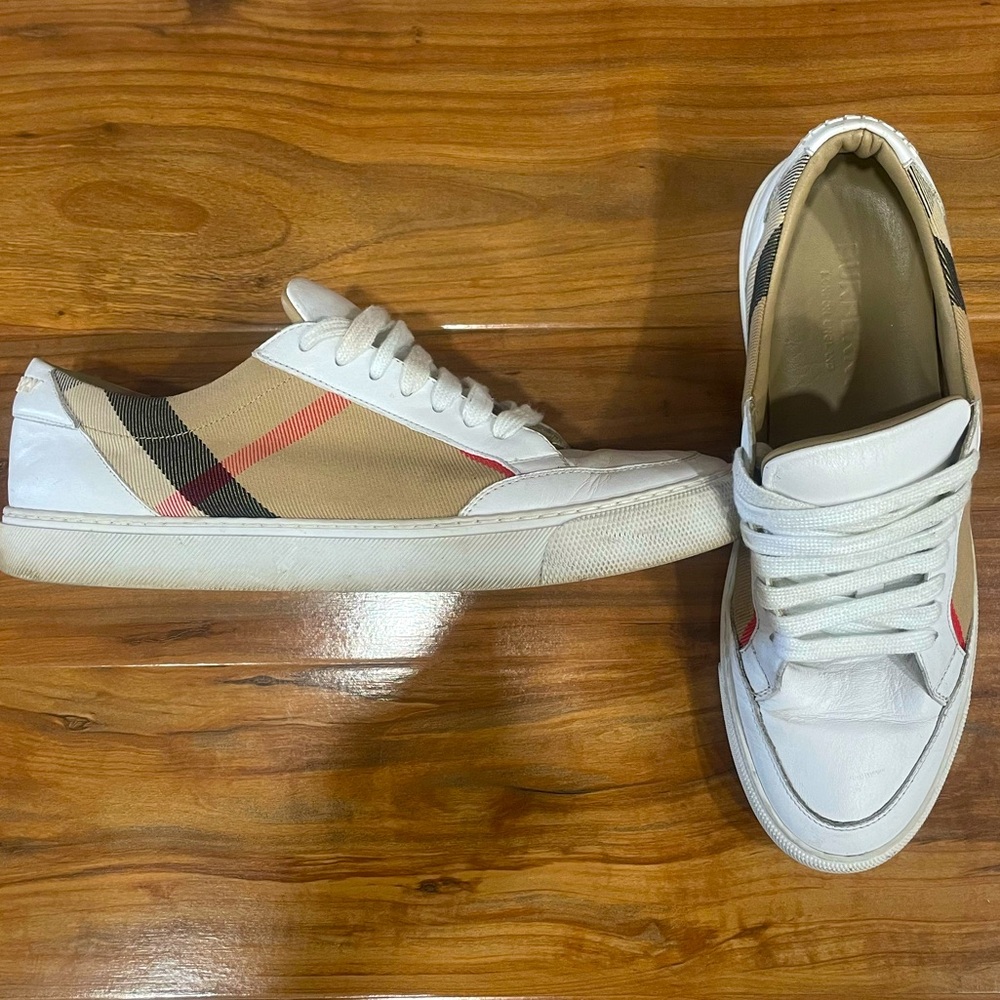 Burberry Sneakers